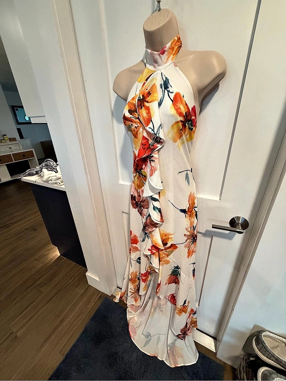 Premier Amour Floral Halter Maxi Dress in White & Orange Size 14 ruffled sexy